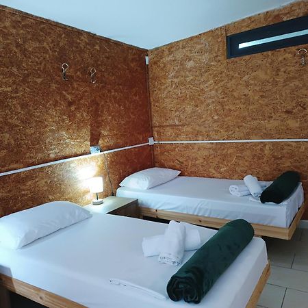 Guesthouse Eva Duplex Apartment Berat Bagian luar foto
