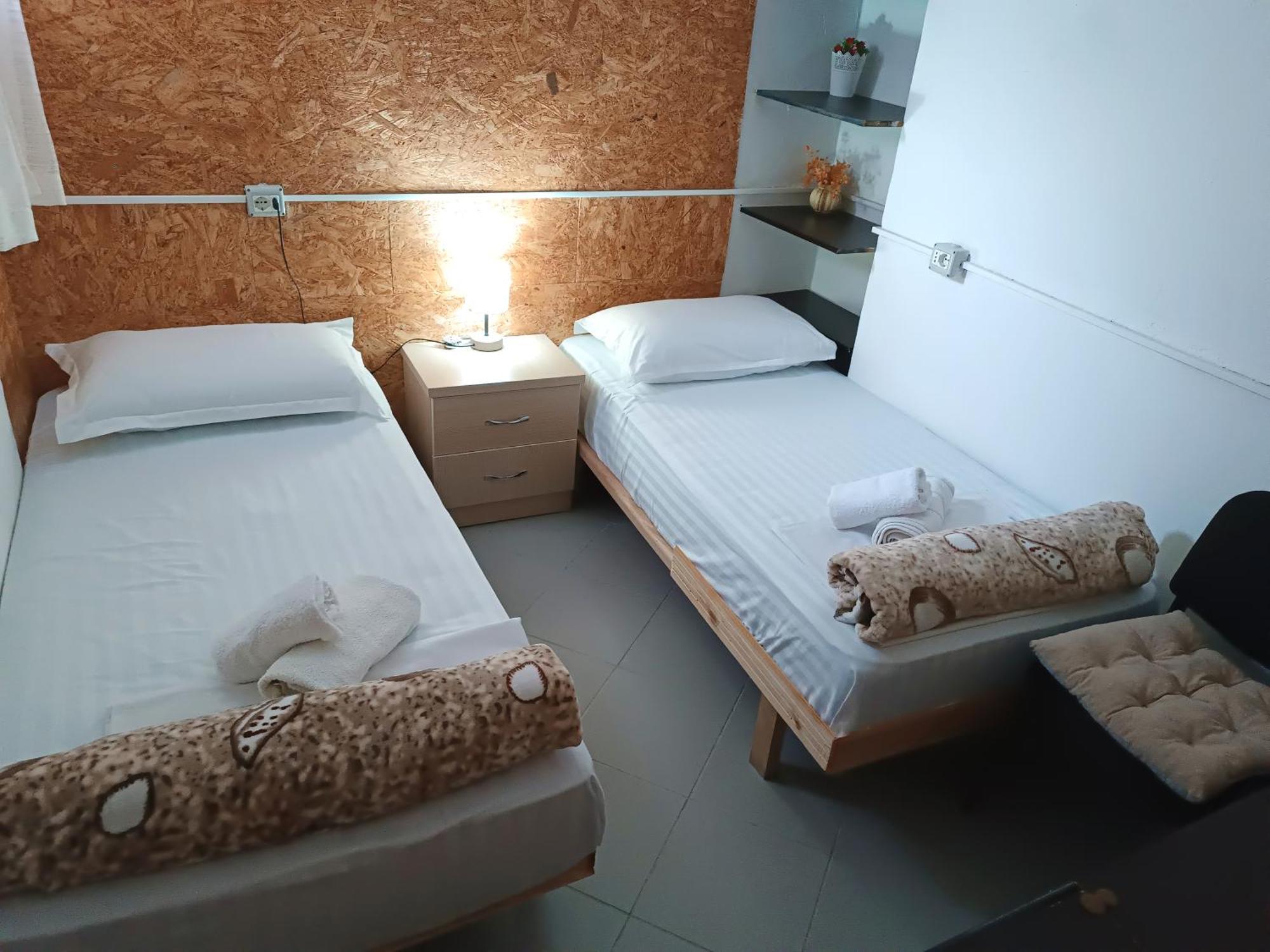 Guesthouse Eva Duplex Apartment Berat Bagian luar foto